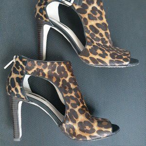 Womens Louise et Cie Cow Hair Heels Sz 7 Nice!